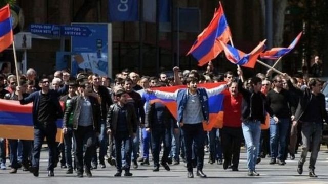 Ermənistanda Paşinyan əleyhinə aksiyalar genişlənir