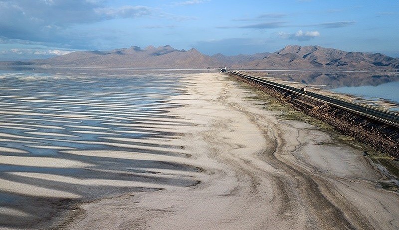 Urmu gölünün sahəsi 1211 kvadrat kilometr azalıb