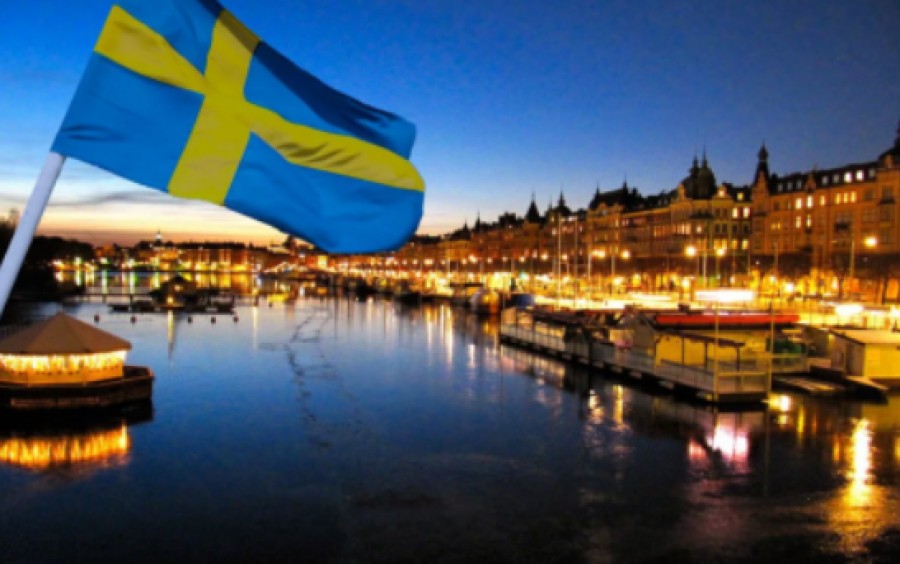 İsveç NATO-ya üzv olmaq barədə rəsmi qərar qəbul edib