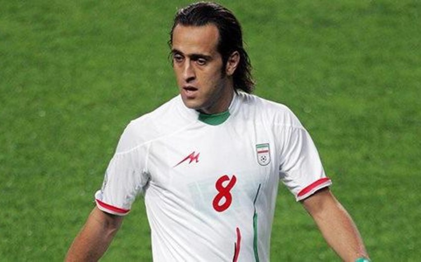 "Bu il fitrə zəkatınızı zibil qutularına atın!"-Tanınmış futbolçu İran əhalisinə müraciət etdi