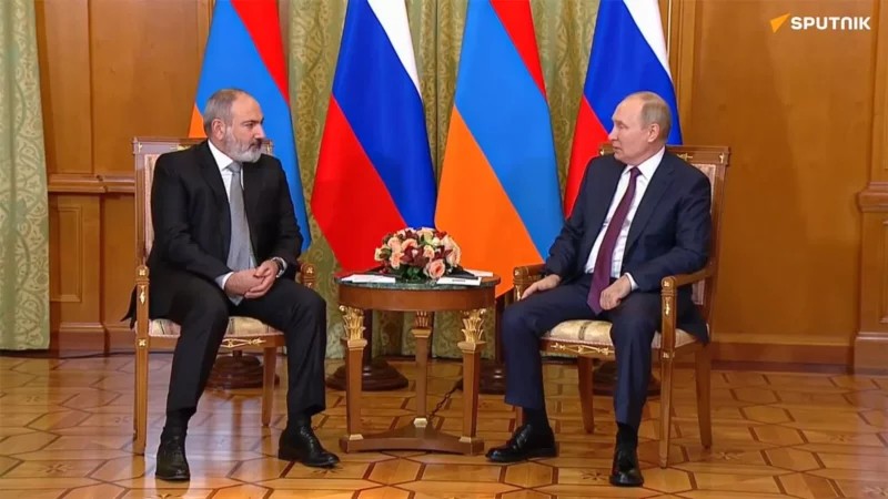 “Bu münaqişəyə son qoymalıyıq!”- Soçidə Putinlə Paşinyanın görüşü başlayıb