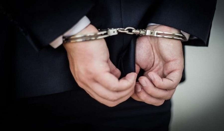 Sulduzda iki bələdiyyə işçisi həbs olunub