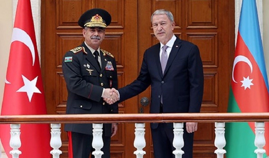 Hulusi Akar Türkiyənin Azərbaycanı dəstəklədiyini və daim yanında olduğunu bildirib