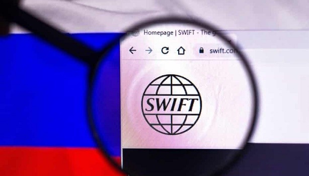 Rusiya bankları SWIFT-dən çıxarıldı