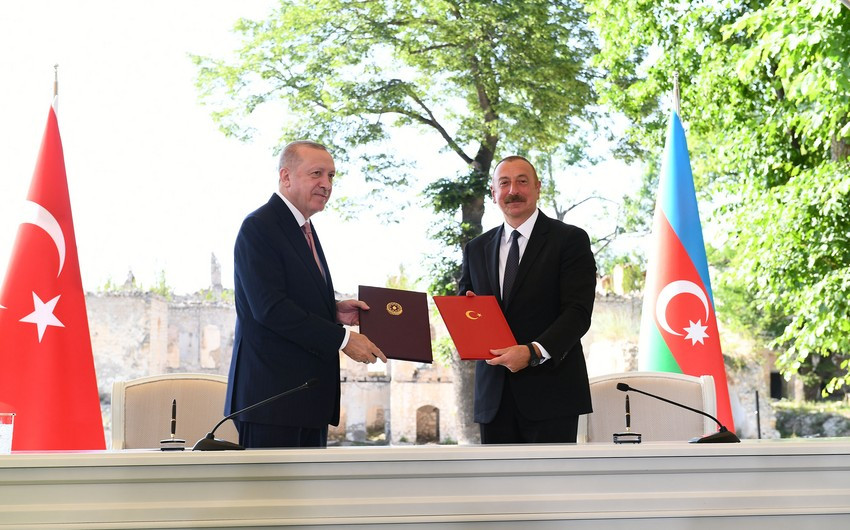Azərbaycan parlamenti Şuşa Bəyannaməsini təsdiqlədi