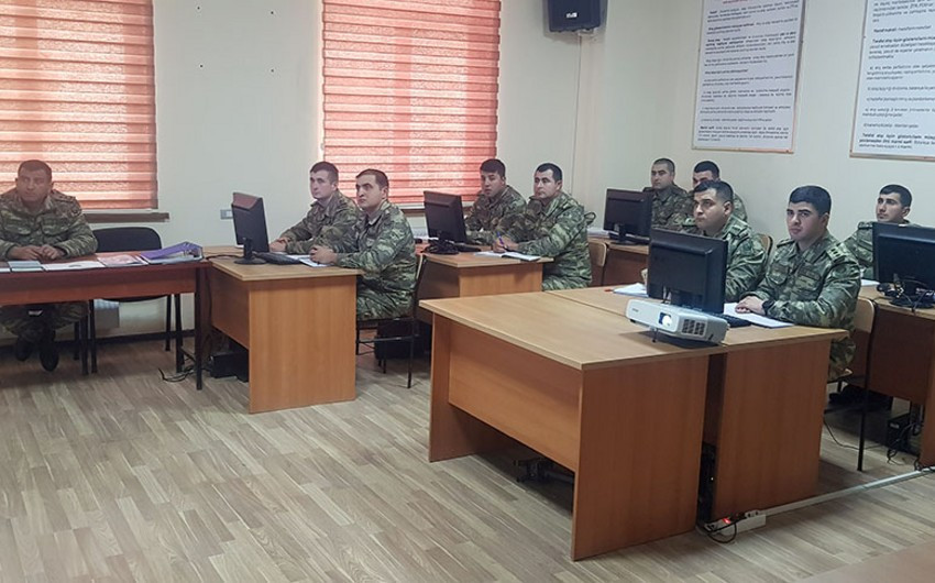 Azərbaycan Ordusunun bölük komandirləri ilə təlim toplanışları keçirilib-VİDEO
