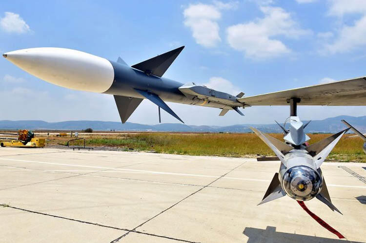 Azərbaycan İsraildən ən müasir raketlər aldı -FOTO
