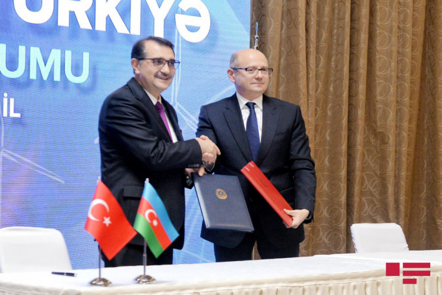 Azərbaycan və Türkiyə arasında 5 sənəd imzalanıb
