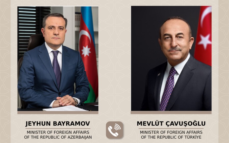 Azərbaycan və Türkiyənin XİN başçıları regiondakı vəziyyəti müzakirə ediblər